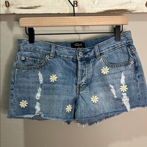 Rails Shorts Jean Jesse Daisy Vintage Distressed  Embroidery Fray Edge Button